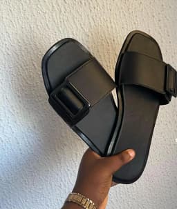 Female slippers